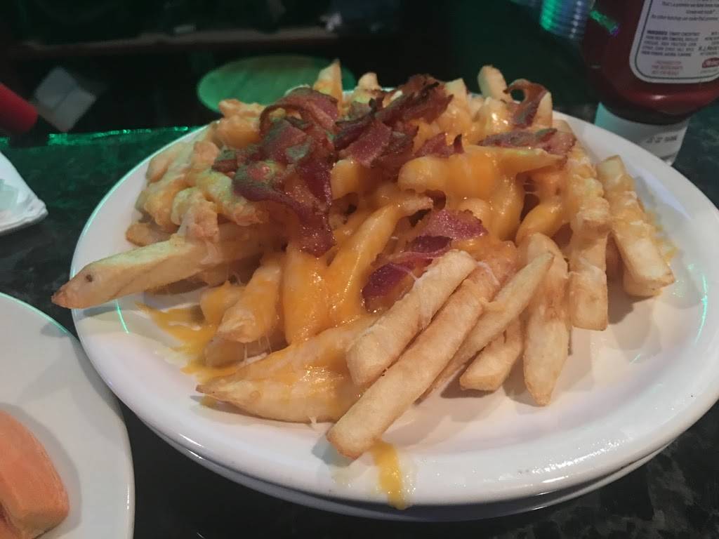 Fast Eddies | restaurant | 4801 Allentown Rd, Camp Springs, MD 20746, USA | 2405327406 OR +1 240-532-7406