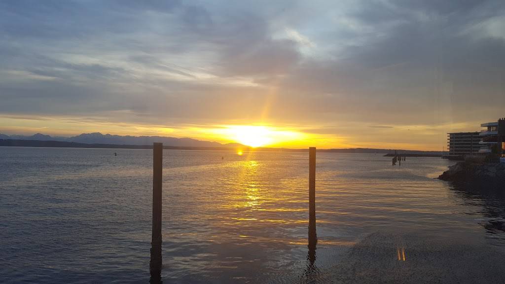 Rays Boathouse | restaurant | 6049 Seaview Ave NW, Seattle, WA 98107, USA | 2067893770 OR +1 206-789-3770