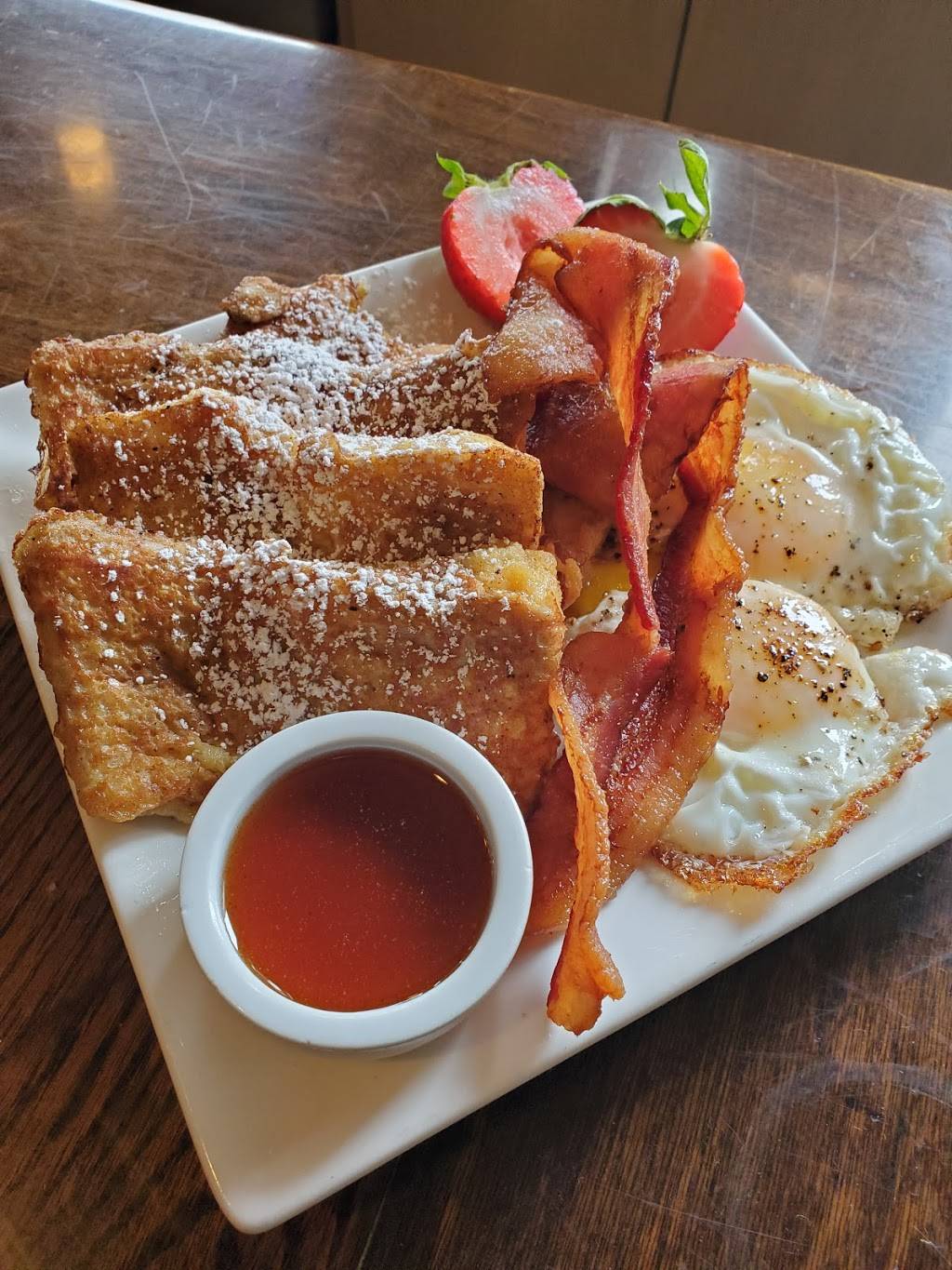 Loco Lopez | restaurant | 1774 Sunset Cliffs Blvd, San Diego, CA 92107, USA | 6198890639 OR +1 619-889-0639