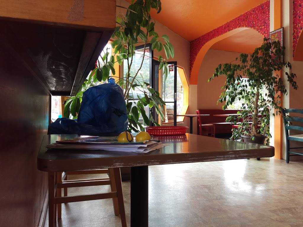 El Grano De Oro | restaurant | 1710 Francisco Blvd, Pacifica, CA 94044, USA | 6503558417 OR +1 650-355-8417