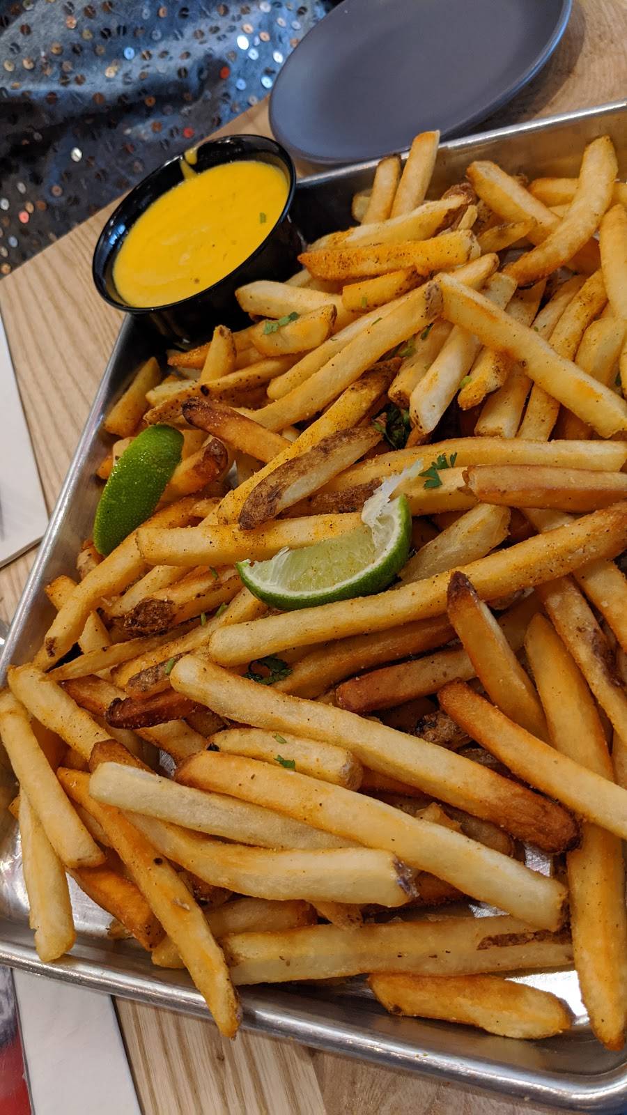 XO Taco | restaurant | 713 E Fayette St, Syracuse, NY 13210, USA | 3153031699 OR +1 315-303-1699