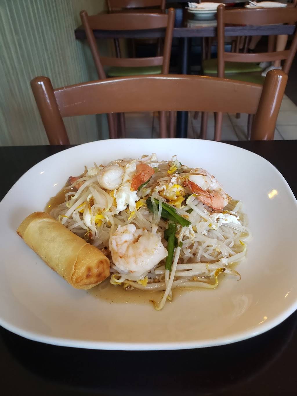 Bangkok Cafe | restaurant | 2729 White Mountain Hwy, North Conway, NH 03860, USA | 6033565566 OR +1 603-356-5566