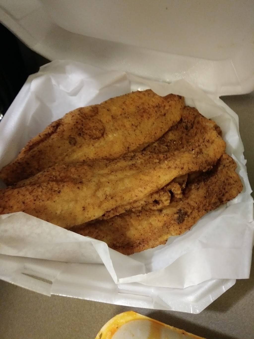 Buffalo Bills Wings & Things | restaurant | 7236 E Colfax Ave, Denver, CO 80220, USA | 3033937777 OR +1 303-393-7777