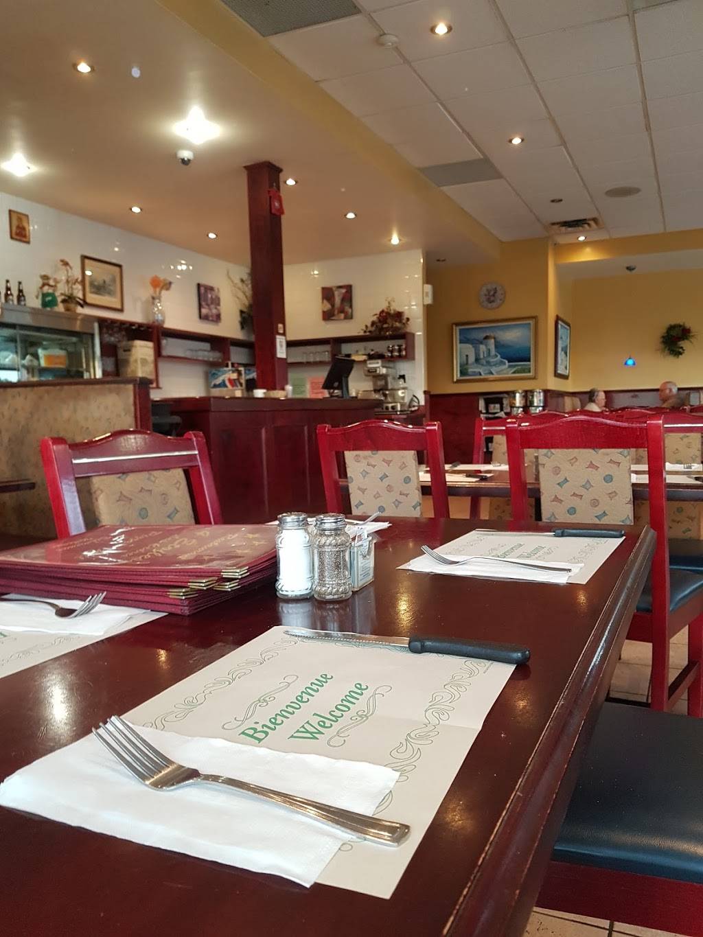 Restaurant Les Cèdres 4 Etoiles | restaurant | 212 Chemin Saint-Féréol, Les Cèdres, QC J7T 1J2, Canada | 4504524444 OR +1 450-452-4444