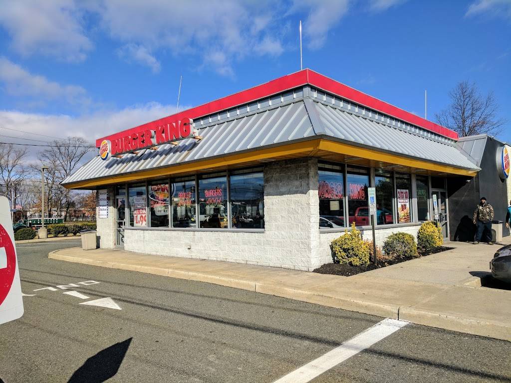 Burger King | restaurant | 1005 S Stiles St, Linden, NJ 07036, USA | 9085231106 OR +1 908-523-1106