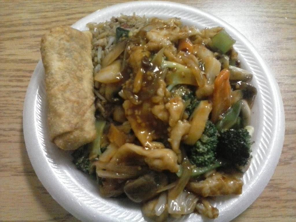 Li Chinese Restaurant | restaurant | 2659 N Illinois St, Swansea, IL 62226, USA | 6182352988 OR +1 618-235-2988