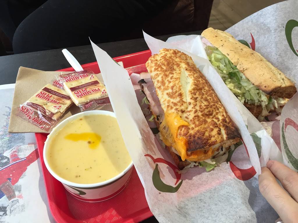 Quiznos | restaurant | 3747 Keele St, North York, ON M3J 2A3, Canada | 4166369292 OR +1 416-636-9292