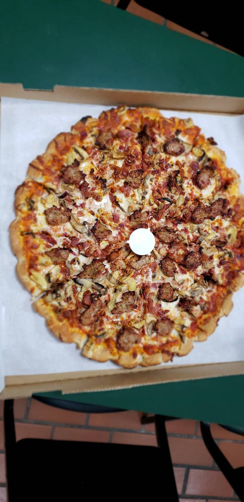 Casamels Pizza | meal delivery | 5589 Broadview Rd, Parma, OH 44134, USA | 2166619700 OR +1 216-661-9700