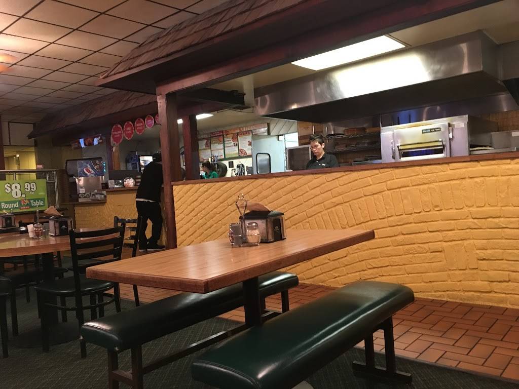 Round Table Pizza | meal delivery | 5440-A Thornwood Dr, San Jose, CA 95123, USA | 4085785200 OR +1 408-578-5200