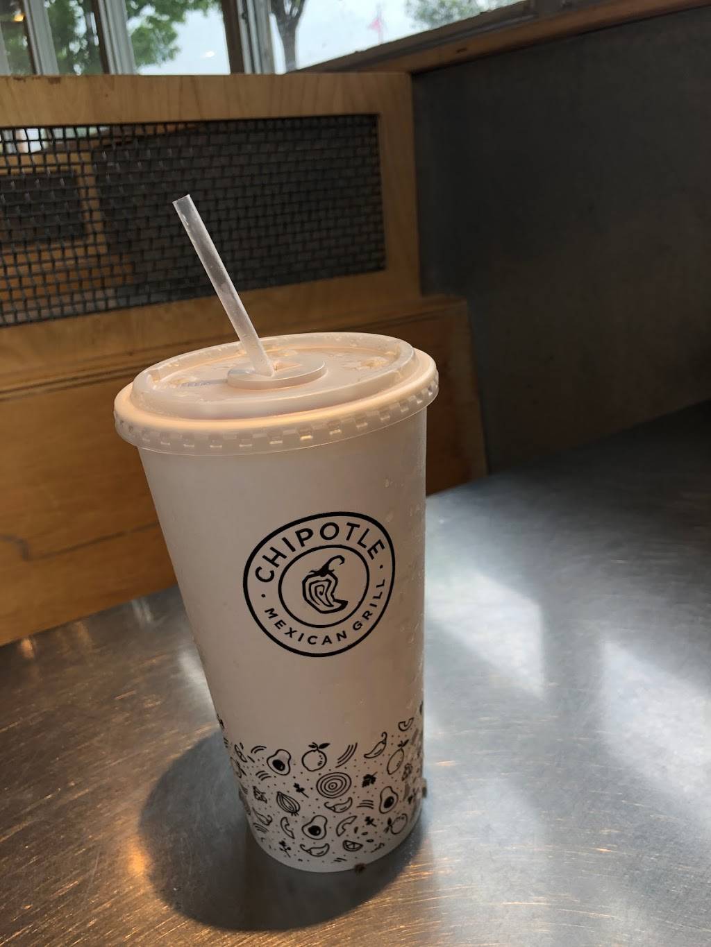 Chipotle Mexican Grill | restaurant | 722 W Main St, Lewisville, TX 75067, USA | 4695494964 OR +1 469-549-4964