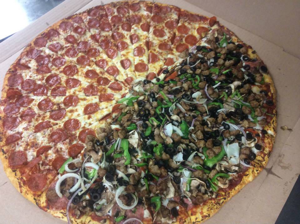 Ricos Pizza | restaurant | 6994 Bridget Ct, Winton, CA 95388, USA | 2093582289 OR +1 209-358-2289