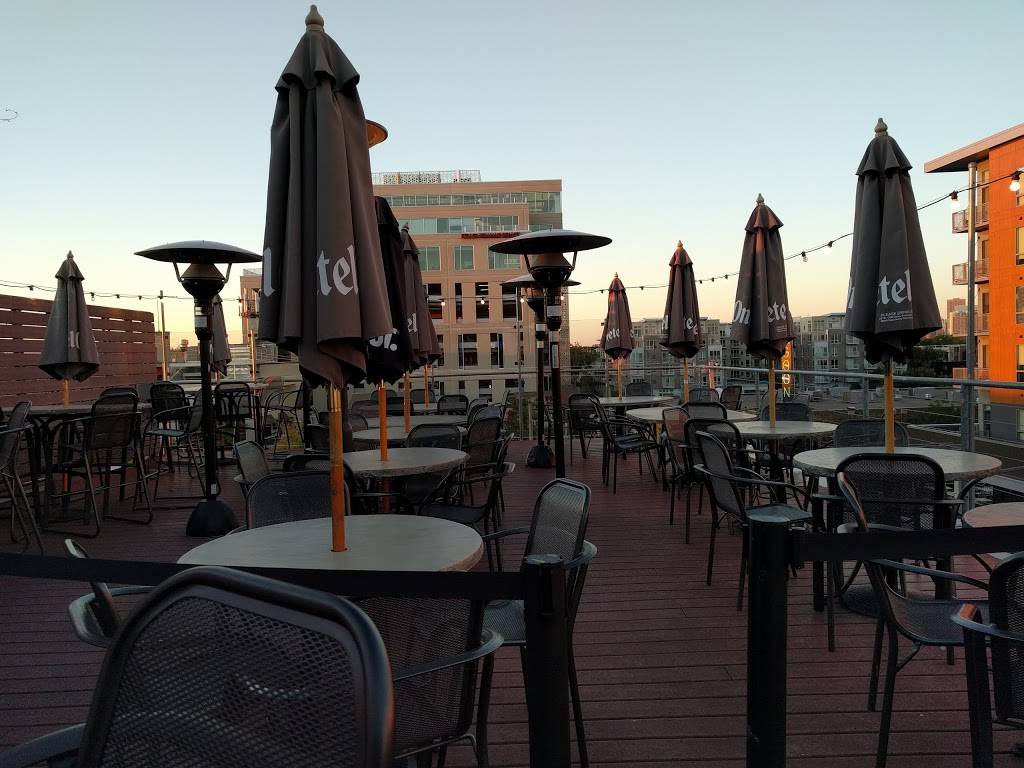 Stellas Fish Café & Prestige Oyster Bar | restaurant | 1400 W Lake St, Minneapolis, MN 55408, USA | 6128248862 OR +1 612-824-8862