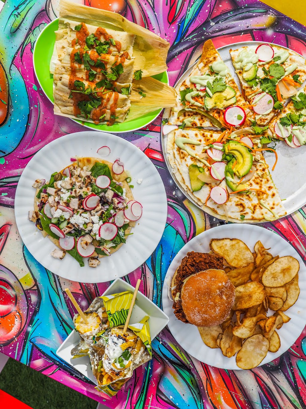 Utopian Tailgate | restaurant | 1608 N Wells St, Chicago, IL 60610, USA | 3122107799 OR +1 312-210-7799