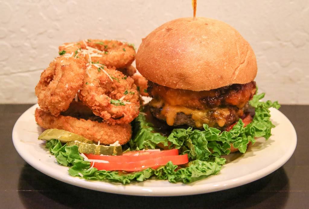 Danettes Brick Oven Pub | restaurant | 2875 Ray Lawyer Dr, Placerville, CA 95667, USA | 5306227420 OR +1 530-622-7420