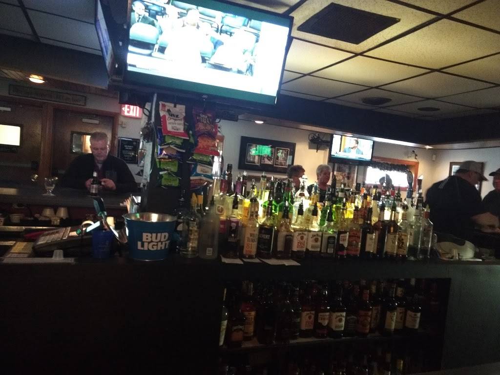 Patricks Bar & Grill | restaurant | 520 Eastern Blvd, Essex, MD 21221, USA | 4107805285 OR +1 410-780-5285