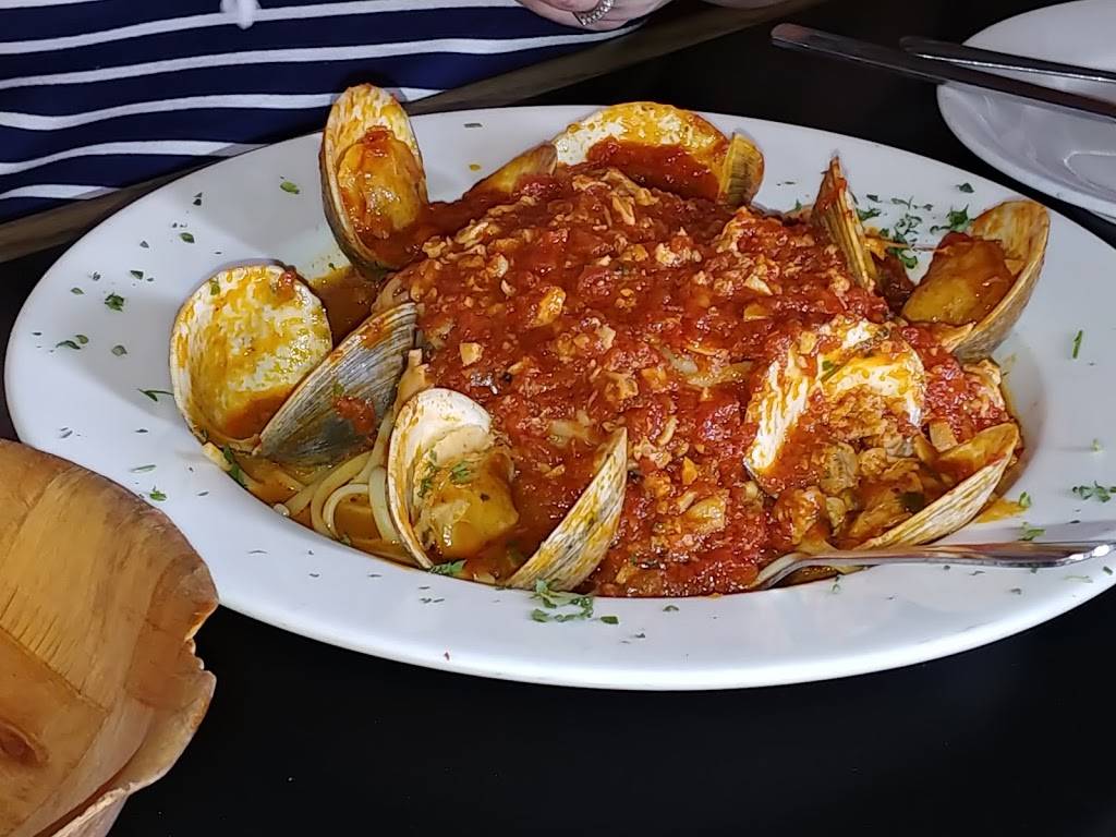 744 West Restaurant | restaurant | 744 Boston Post Rd, West Haven, CT 06516, USA | 2039345726 OR +1 203-934-5726