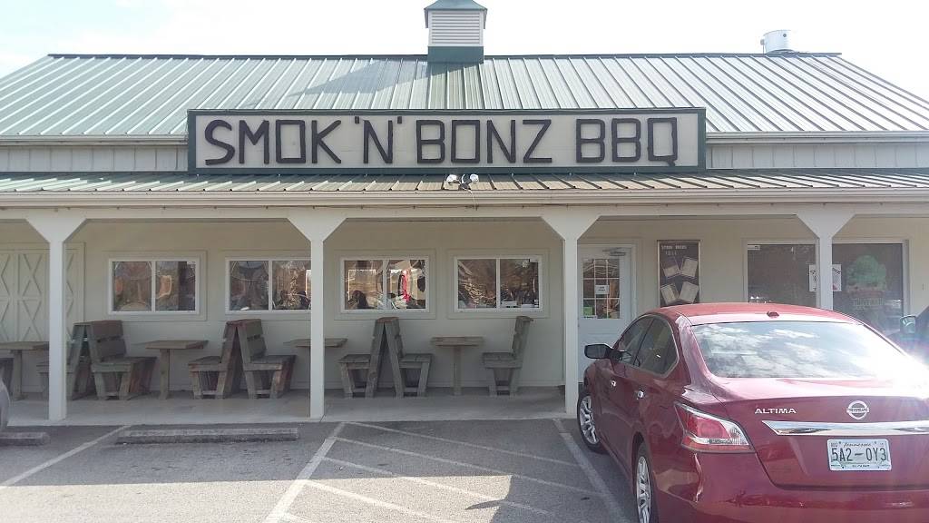 Smoke-N-Bonz BBQ | restaurant | 1245 US-411, Vonore, TN 37885, United States | 4238843044 OR +1 423-884-3044