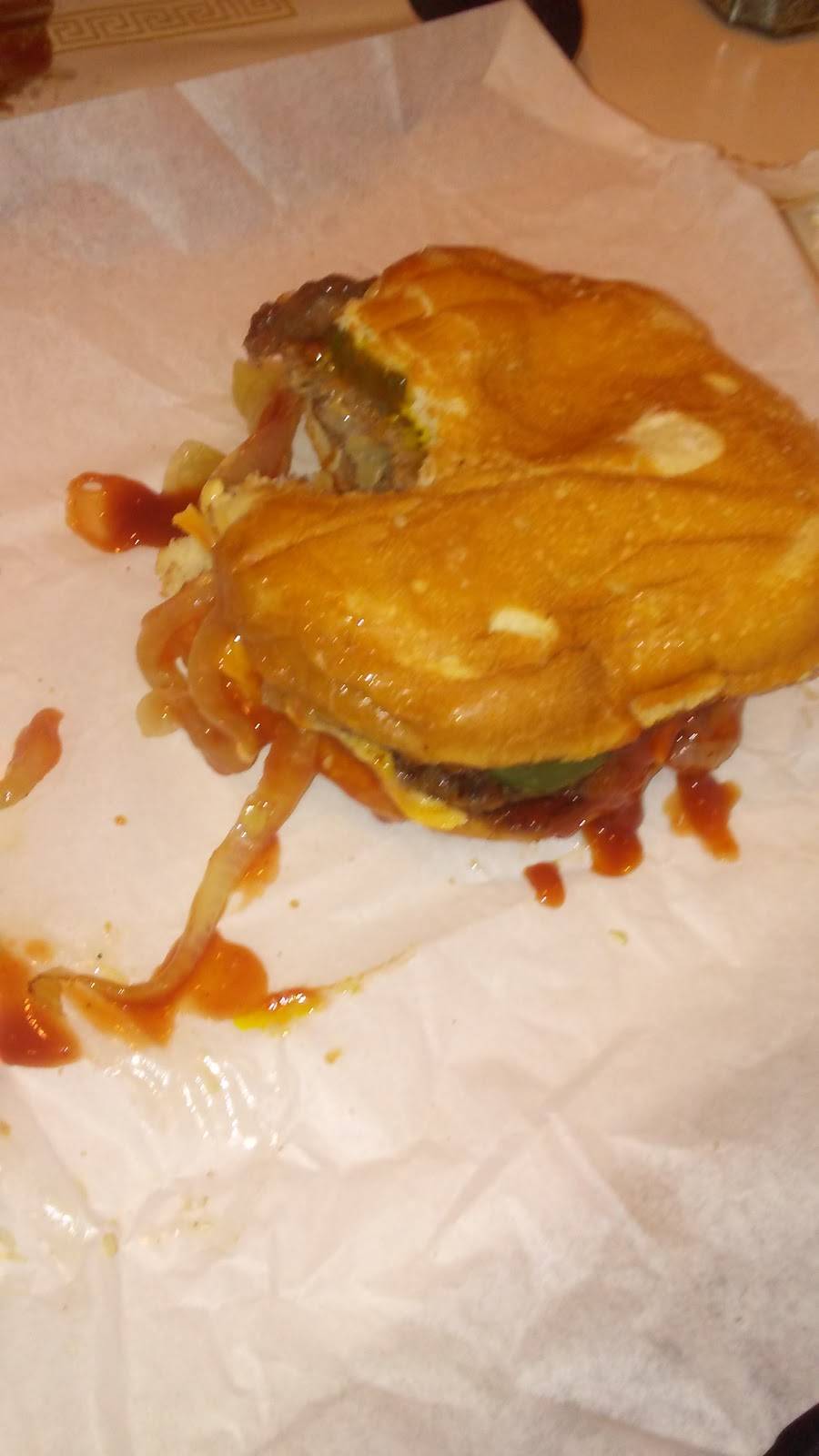 Mickeys Gyros | restaurant | 1701 N Larkin Ave, Crest Hill, IL 60403, USA | 8157304800 OR +1 815-730-4800