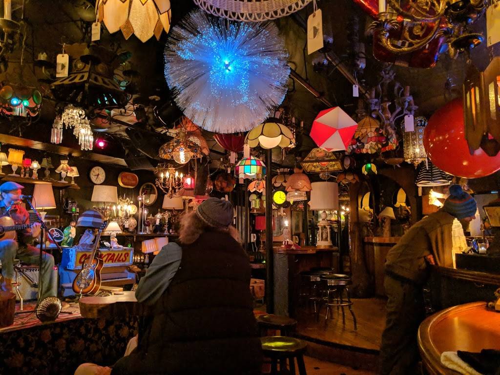 Light Club Lamp Shop | restaurant | 12 N Winooski Ave, Burlington, VT 05401, USA | 8026609346 OR +1 802-660-9346