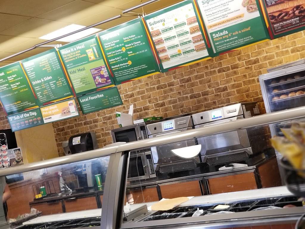 Subway | restaurant | 1325 Capital Ave NE, Battle Creek, MI 49017, USA | 2699690433 OR +1 269-969-0433