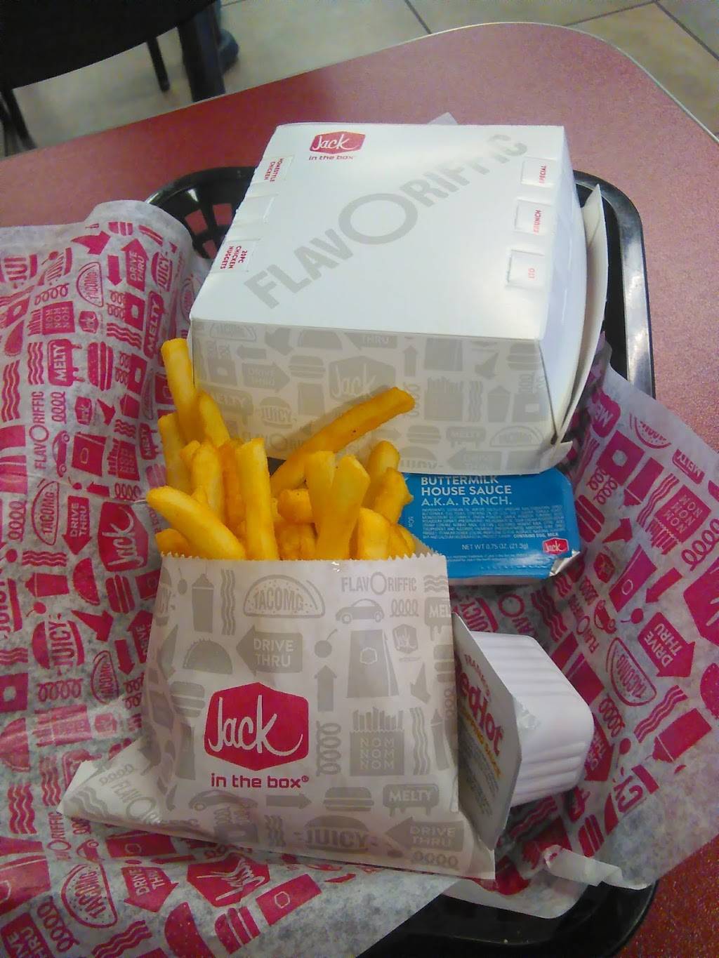 Jack in the Box | restaurant | 10858 Trinity Pkwy, Stockton, CA 95219, USA | 2099560596 OR +1 209-956-0596
