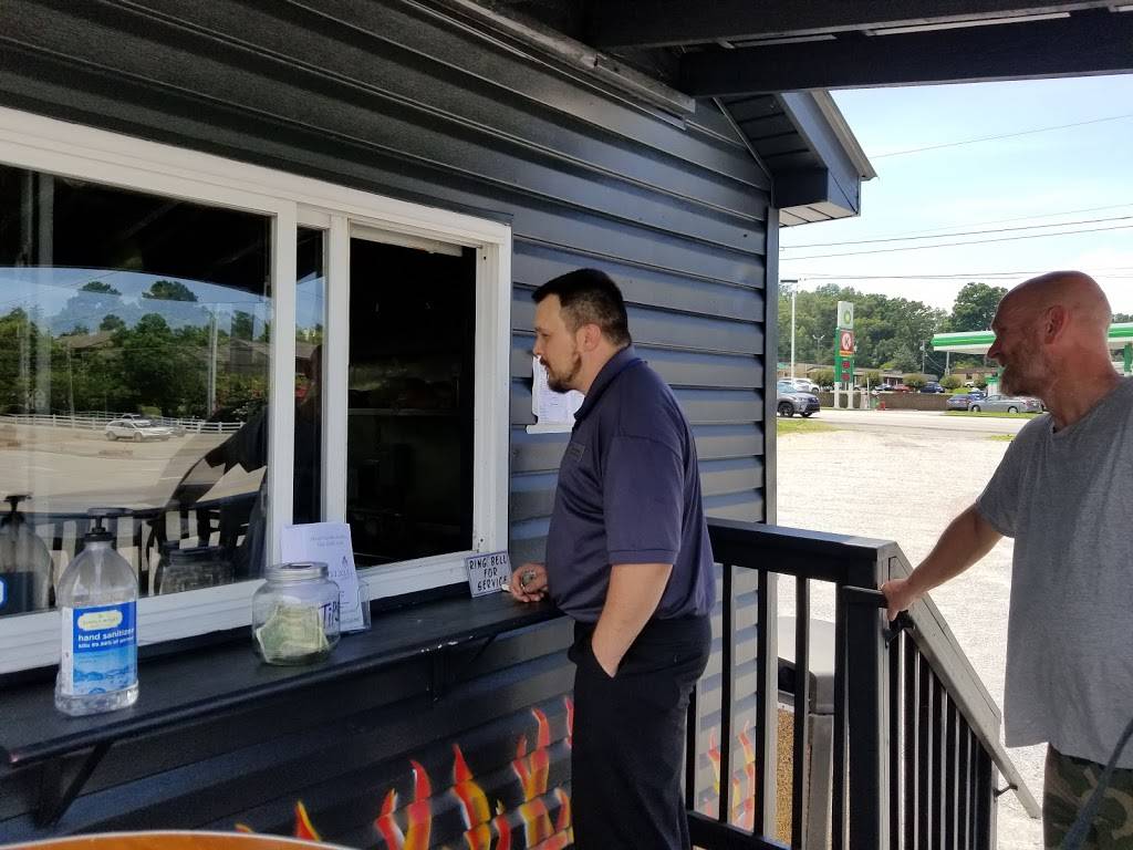 Off The Grill by Chef Q | restaurant | 4848 Hixson Pike, Hixson, TN 37343, USA | 4235417329 OR +1 423-541-7329