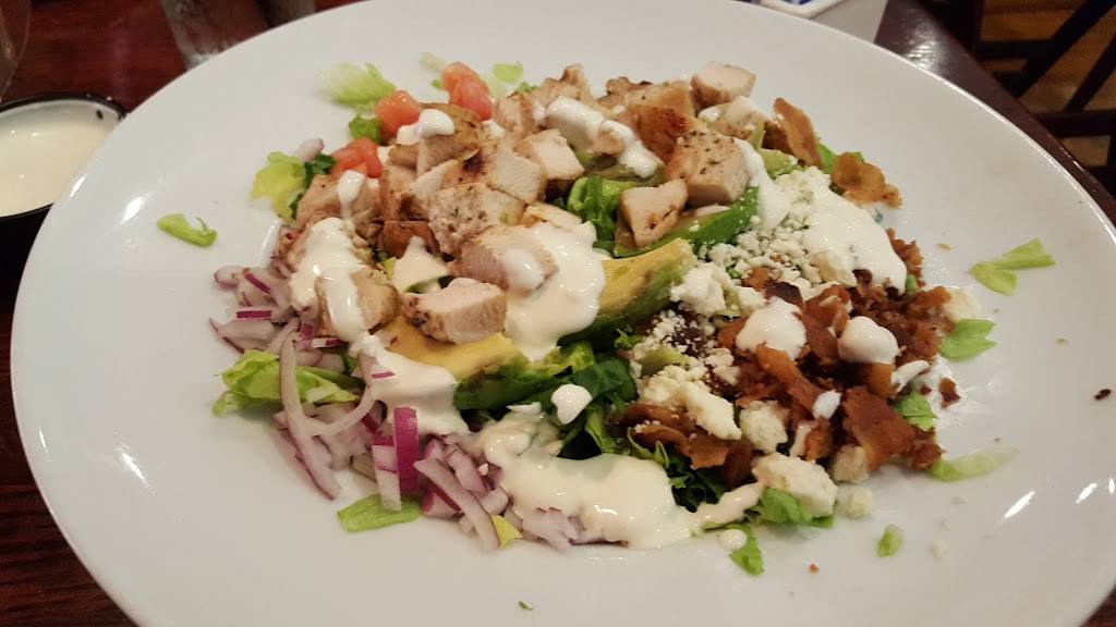 Johnnys Chophouse | restaurant | 1500 Main St, Antioch, IL 60002, USA | 8478382015 OR +1 847-838-2015