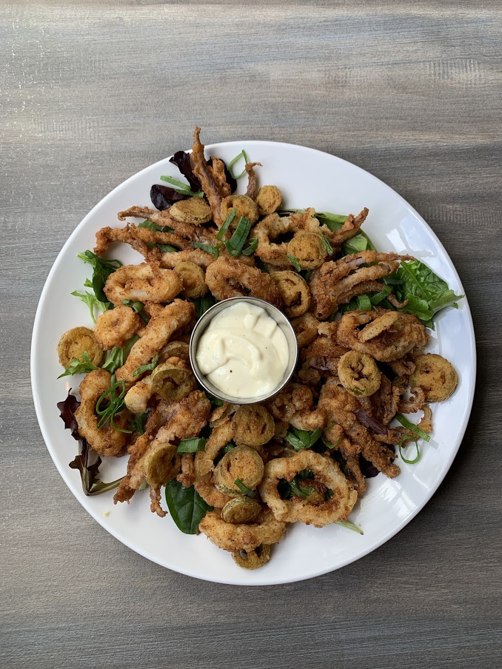 Shaka | restaurant | 900 N Pinellas Ave, Tarpon Springs, FL 34689, USA | 7279402454 OR +1 727-940-2454