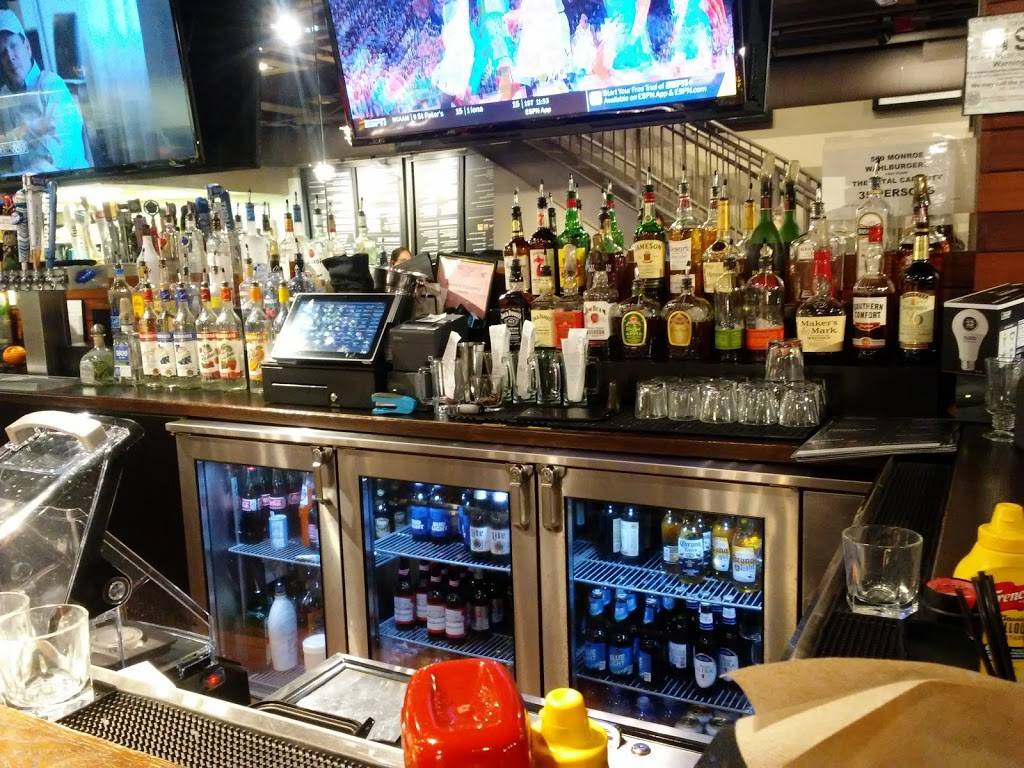 Monroe Steak House | restaurant | 561 Monroe St, Detroit, MI 48226, USA | 3139613636 OR +1 313-961-3636