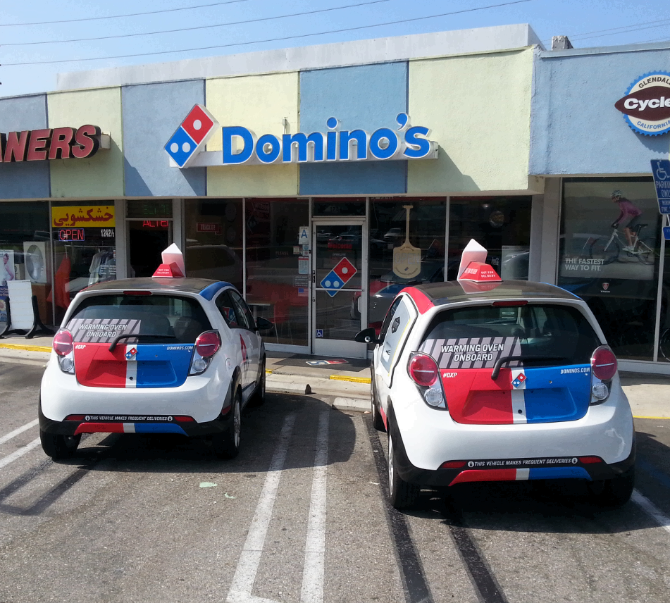 Dominos Pizza | meal delivery | 1244 W Glenoaks Blvd, Glendale, CA 91201, USA | 8182473340 OR +1 818-247-3340