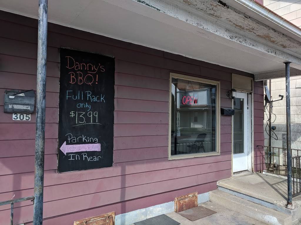 Dannys BBQ | restaurant | 305 S Main St, Lewistown, PA 17044, USA | 7172421122 OR +1 717-242-1122