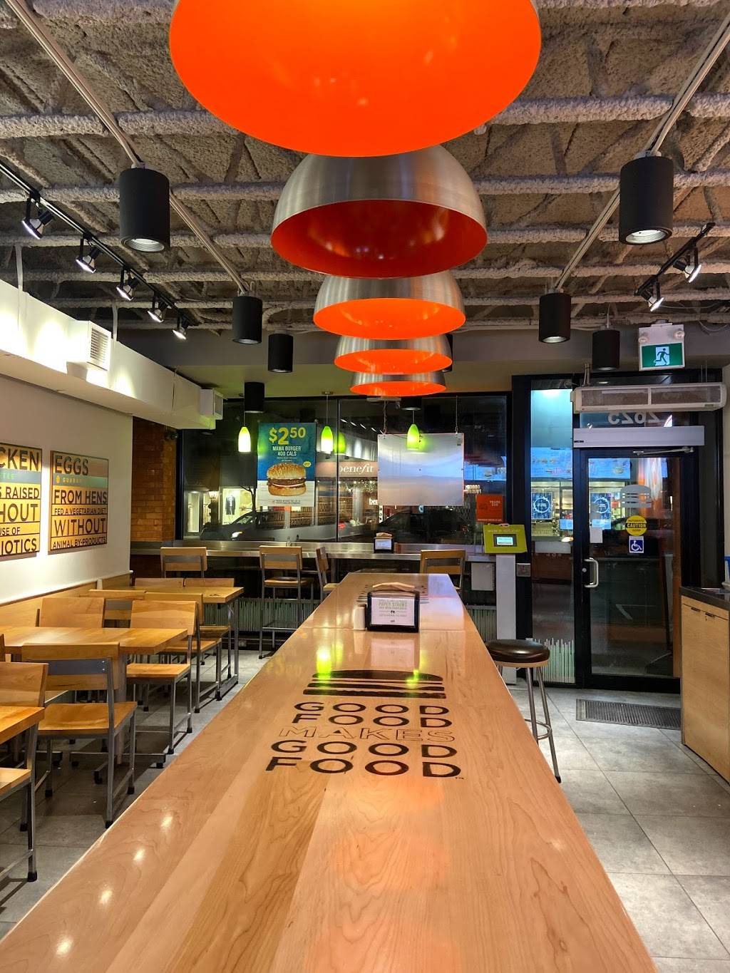 A&W Canada | restaurant | 2625 Yonge St, Toronto, ON M4P 2J6, Canada | 4169038465 OR +1 416-903-8465