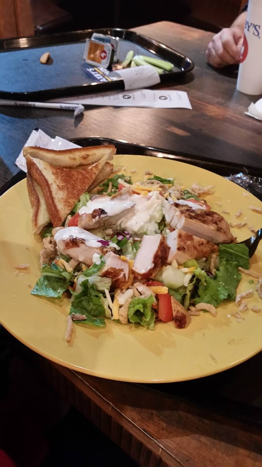 Zaxbys Chicken Fingers & Buffalo Wings | restaurant | 905 Blowing Rock Blvd, Lenoir, NC 28645, USA | 8287588229 OR +1 828-758-8229