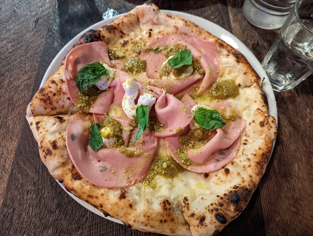 La Leggenda Pizzeria | restaurant | 224 Española Way, Miami Beach, FL 33139, USA | 3057638566 OR +1 305-763-8566