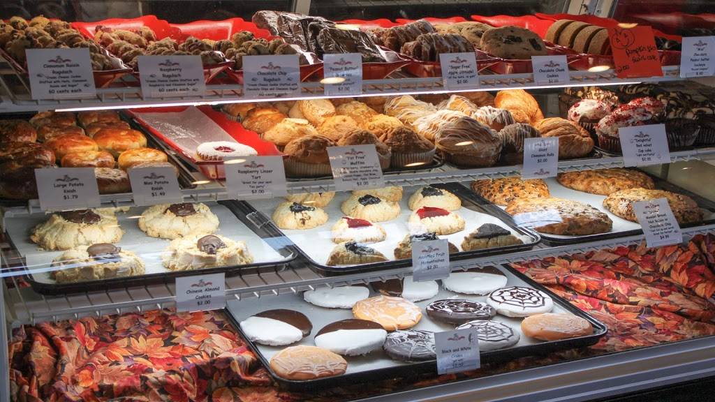 Bagel King | bakery | 1455 Semoran Blvd #113, Casselberry, FL 32707, USA | 4076576266 OR +1 407-657-6266