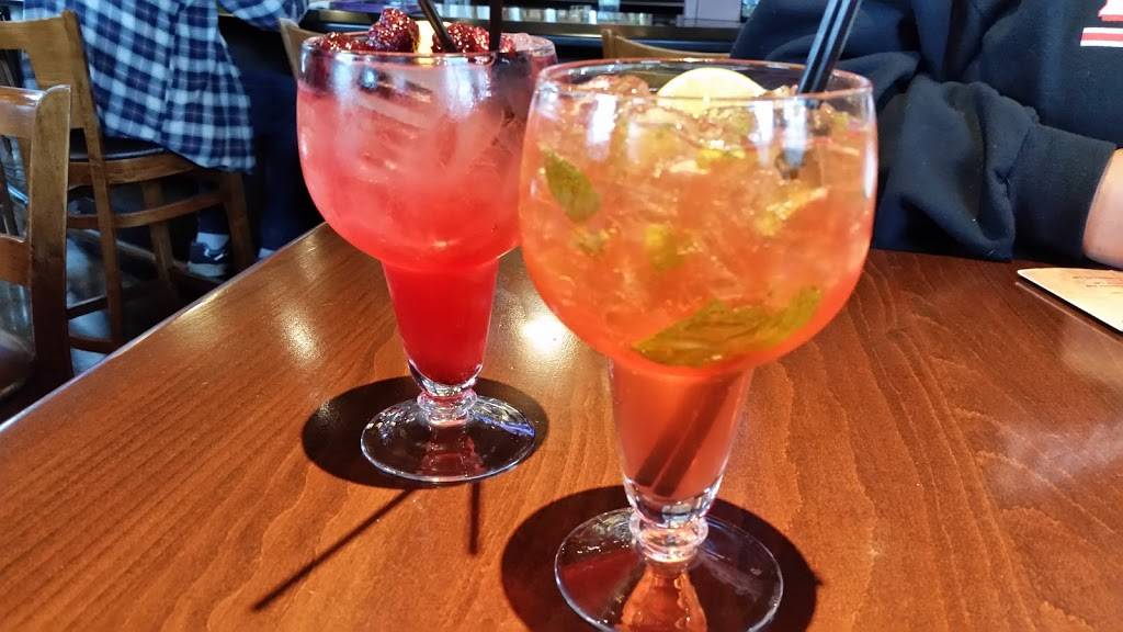 Blazing Onion Burger Co | restaurant | 3701 116th St NE, Marysville, WA 98271, USA | 3603227088 OR +1 360-322-7088