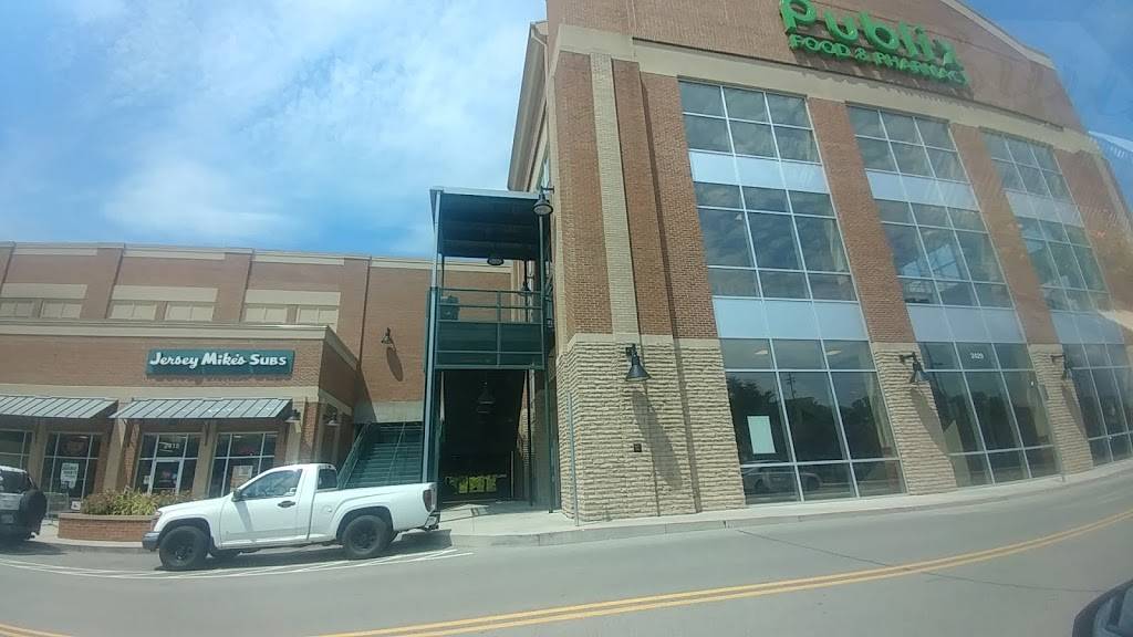 Jersey Mikes Subs | meal takeaway | 2415 University Commons Way, Knoxville, TN 37919, USA | 8655254547 OR +1 865-525-4547