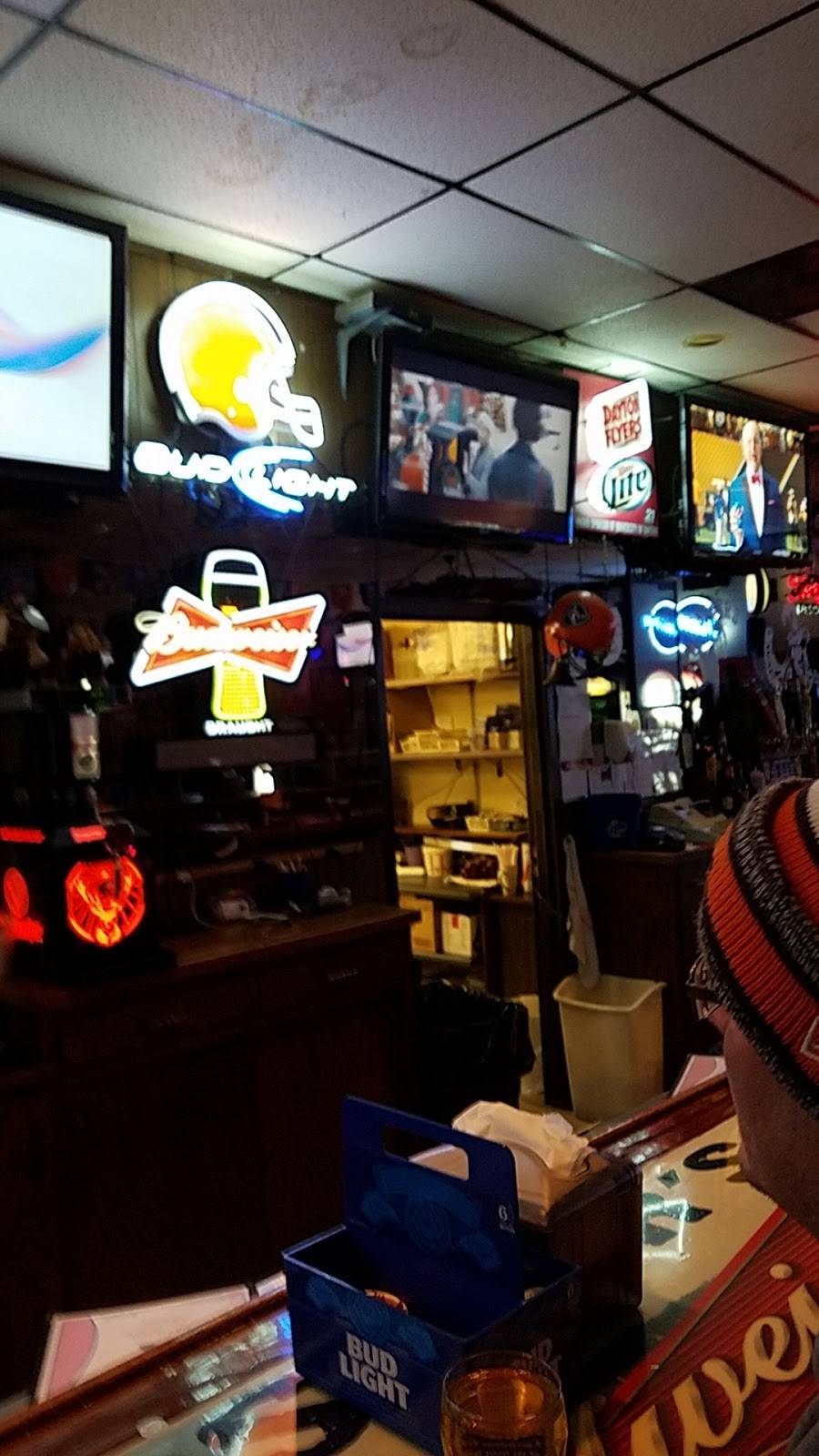 Mc Sobers Saloon | restaurant | 880 E Main St, Coldwater, OH 45828, USA | 4196782602 OR +1 419-678-2602