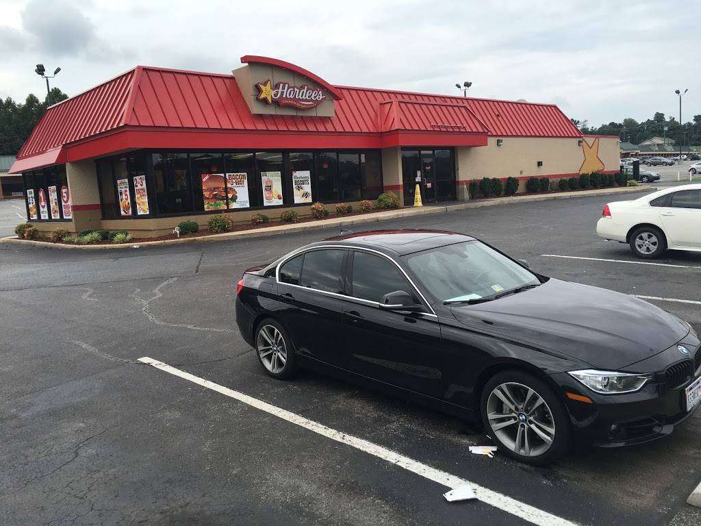 Hardees | restaurant | 114 Ambriar Plaza, Amherst, VA 24521, USA | 4349469615 OR +1 434-946-9615