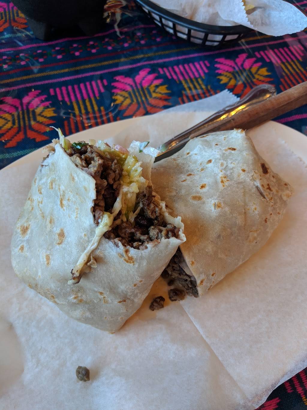 El Gallo Bravo | restaurant | 1429 W Montrose Ave, Chicago, IL 60613, USA | 7734045358 OR +1 773-404-5358