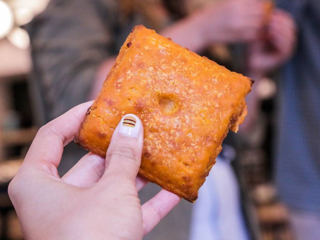 Wing Street Food Trailor | restaurant | 300 College Park, Dayton, OH 45469, USA | 9377272672 OR +1 937-727-2672