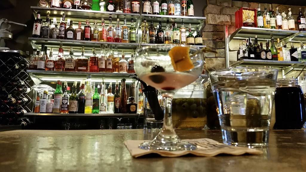 Independent Restaurant & Bar | restaurant | 629 Main St, Placerville, CA 95667, USA | 5303447645 OR +1 530-344-7645