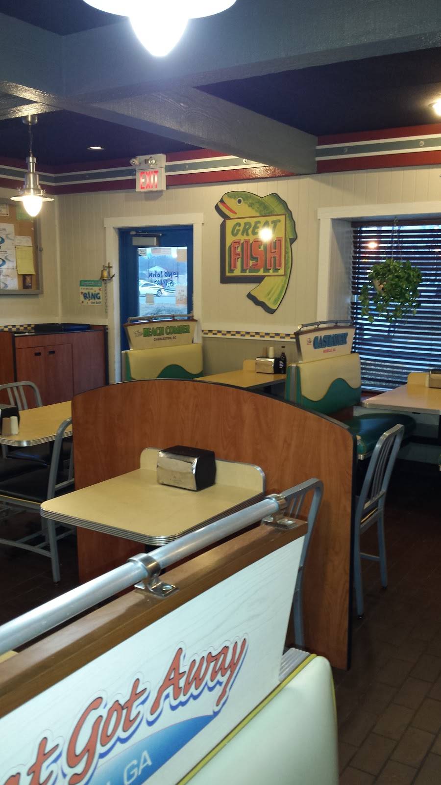 Long John Silvers | restaurant | 2350 E Morgan Ave, Evansville, IN 47711, USA | 8124762982 OR +1 812-476-2982