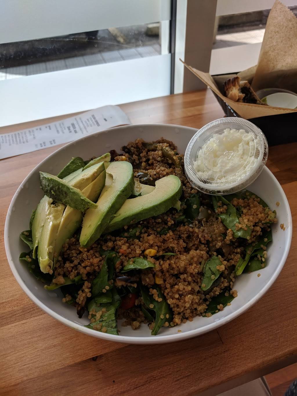 Delirio Fresh Co Express | restaurant | 7299 NW 36th St, Miami, FL 33166, USA | 3054775195 OR +1 305-477-5195