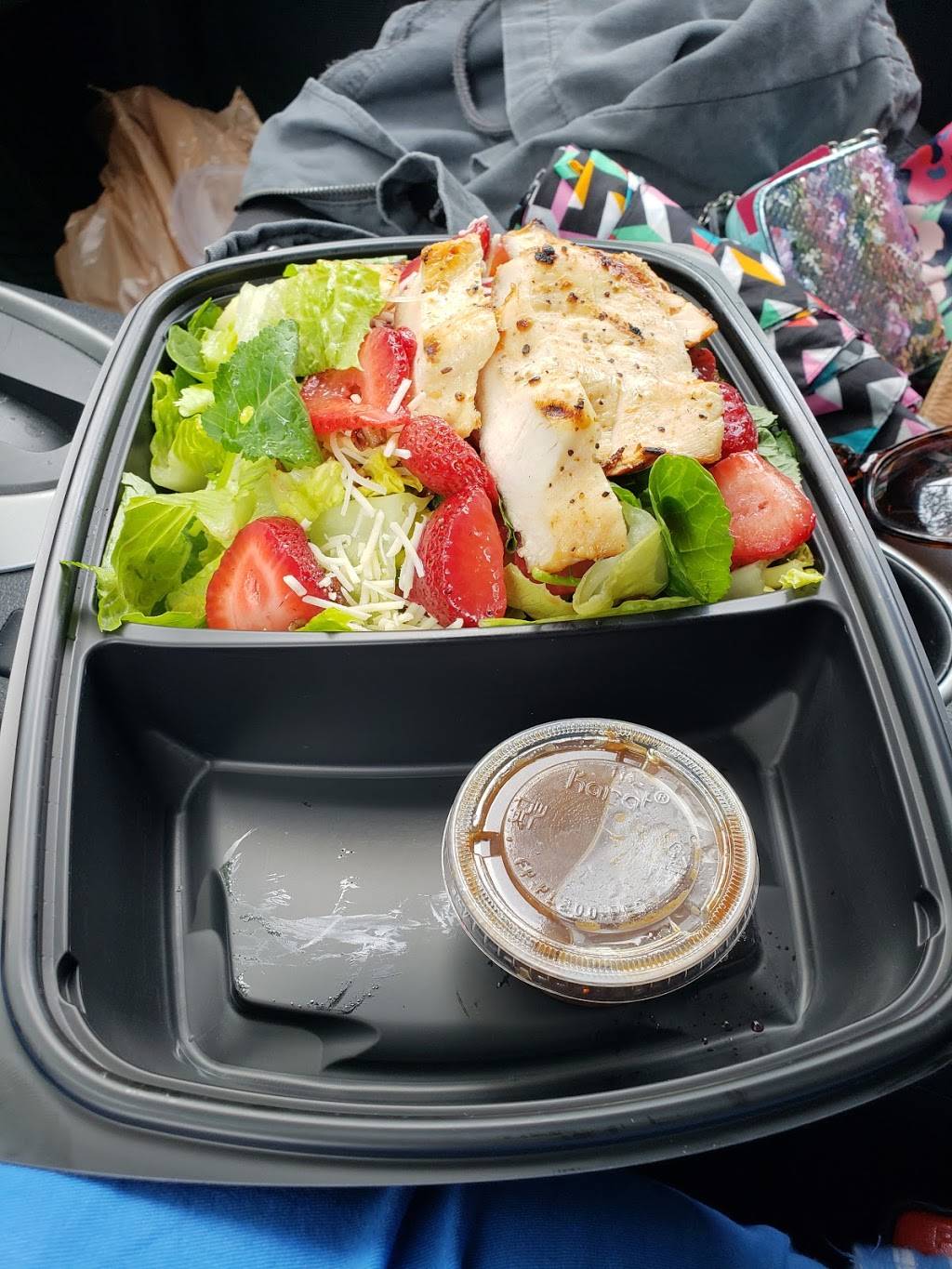 TGI Fridays | restaurant | 4635 Dressler Rd NW, Canton, OH 44718, USA | 3304938443 OR +1 330-493-8443