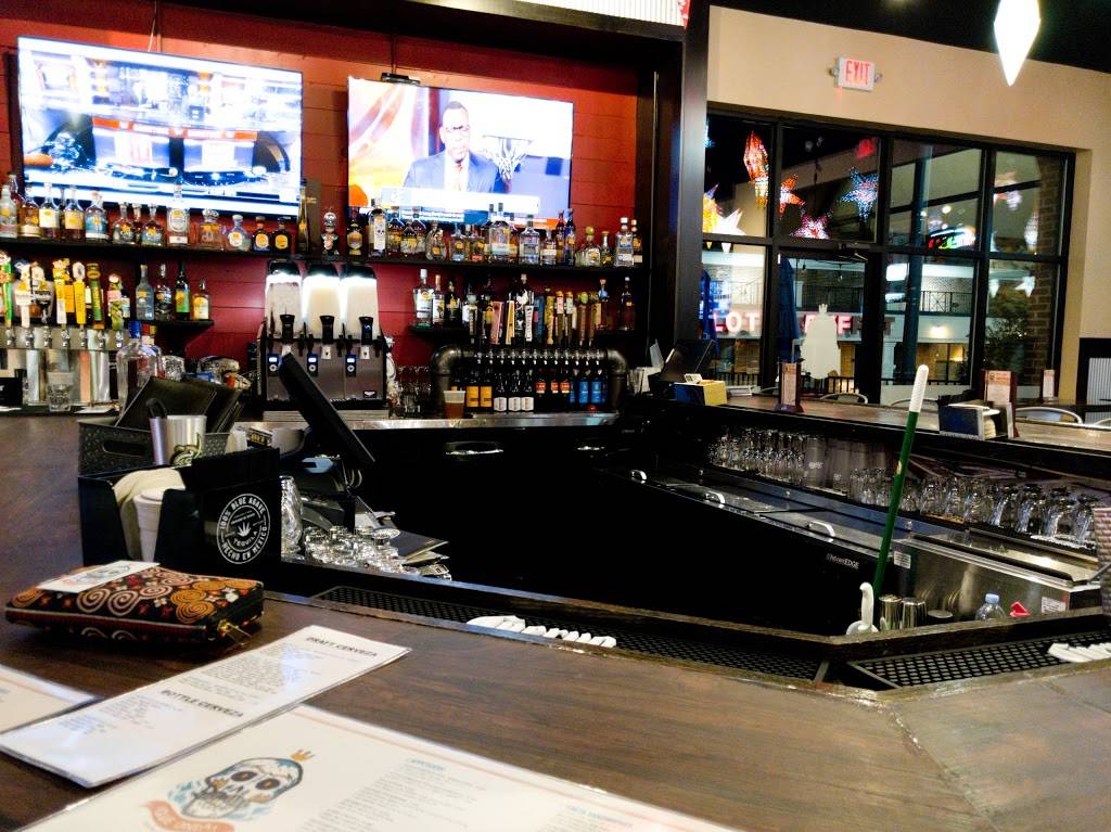 Que Onda Tacos + Tequila University City | restaurant | 9601 N Tryon St Suite K, Charlotte, NC 28262, USA | 9802995505 OR +1 980-299-5505