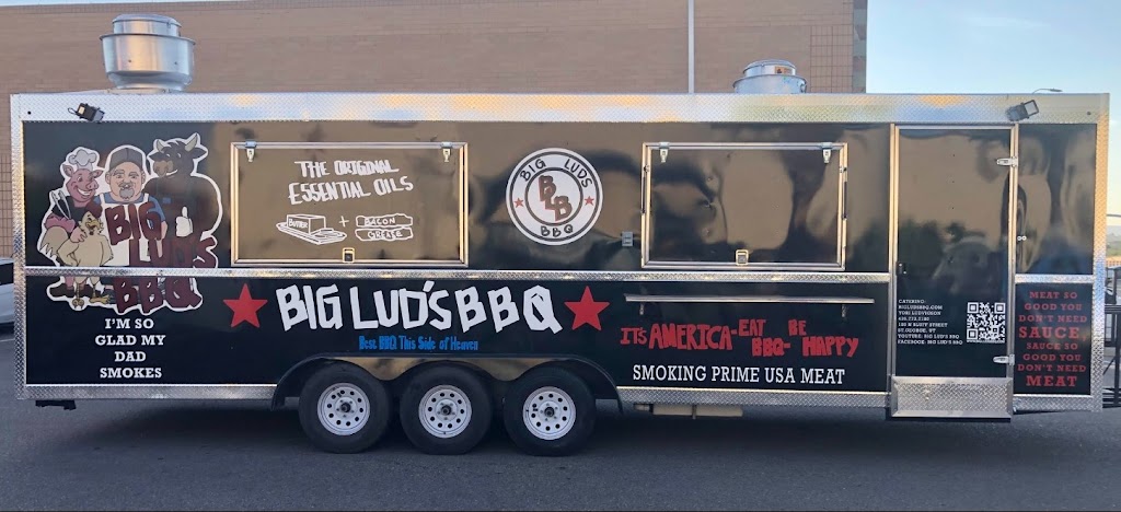 Big Luds BBQ | restaurant | 185 N Bluff St, St. George, UT 84770, USA | 4357737180 OR +1 435-773-7180