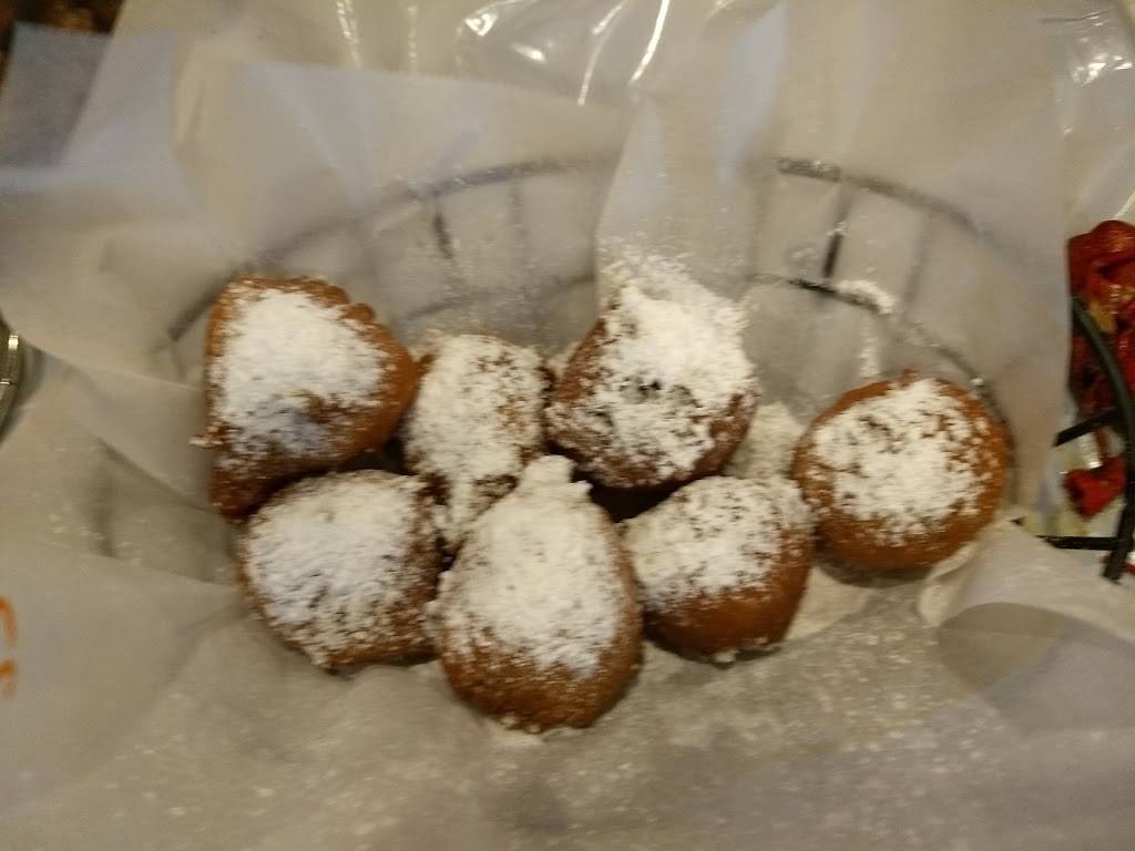 Hot N Juicy Crawfish | restaurant | 15972 S Euclid St, Fountain Valley, CA 92708, USA | 7147754465 OR +1 714-775-4465