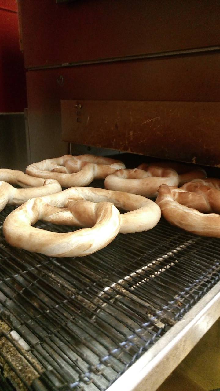 Pretzelmaker | restaurant | 221 Glendale Ave, St. Catharines, ON L2T 2K9, Canada | 9057041493 OR +1 905-704-1493