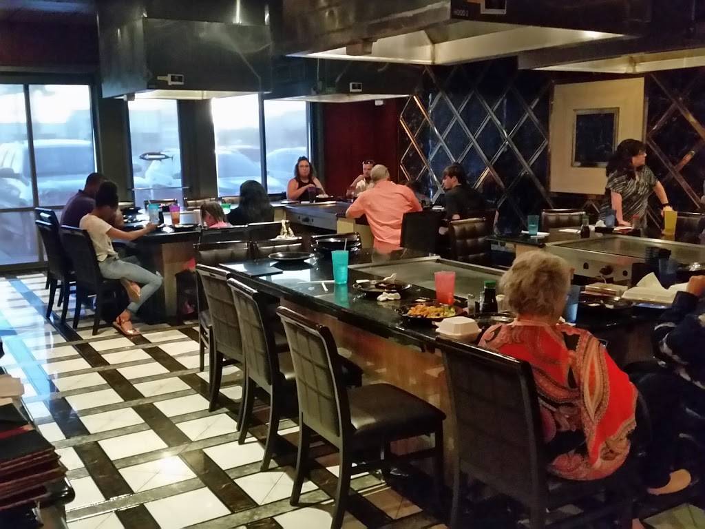 Friday Tuna | restaurant | 750 N Germantown Pkwy, Cordova, TN 38018, USA | 9017518888 OR +1 901-751-8888